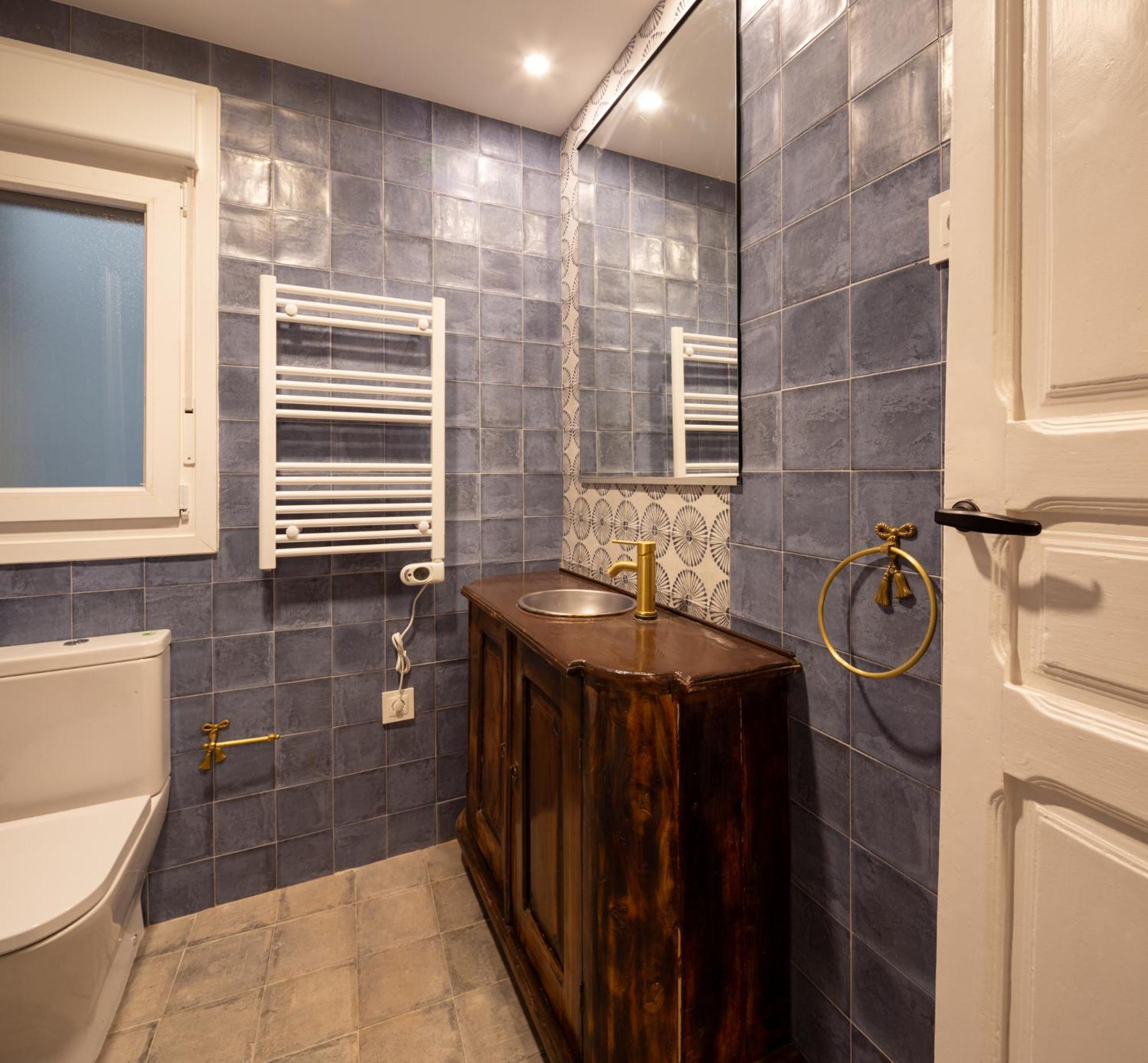 Apartamento Primis Catedral Homes อาบีลา ภายนอก รูปภาพ