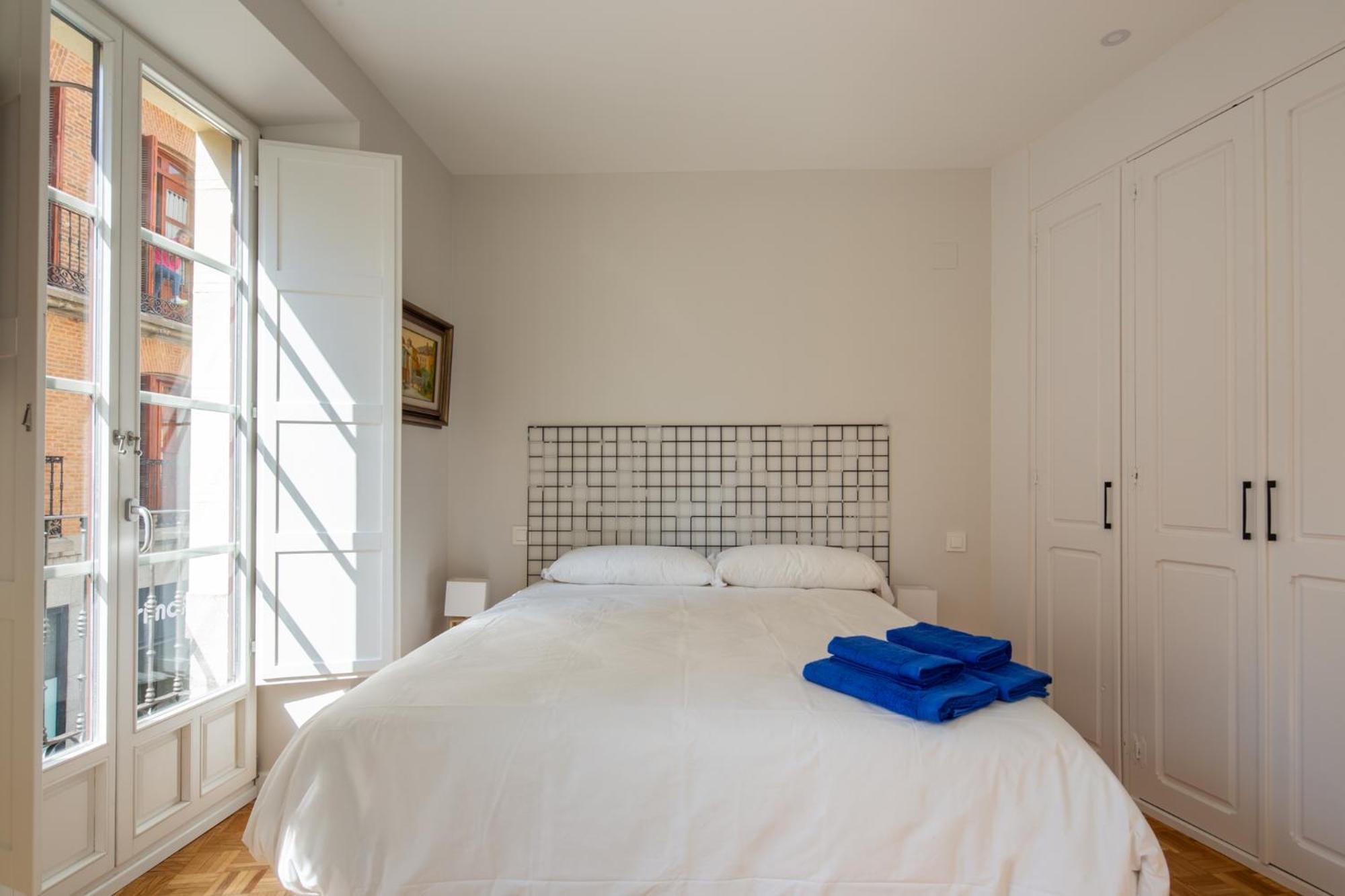 Apartamento Primis Catedral Homes อาบีลา ภายนอก รูปภาพ